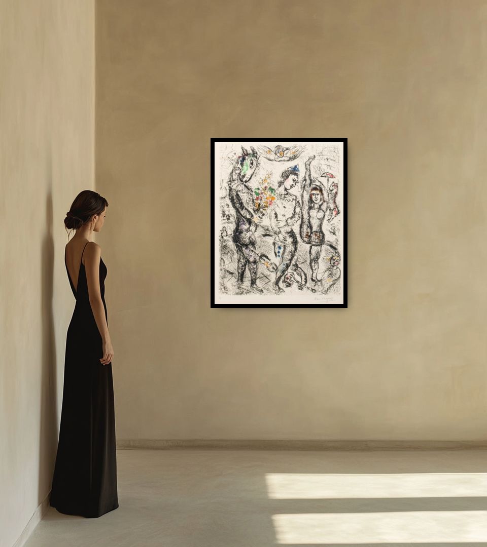 Print Le Pierrot in warm interior next to a lady