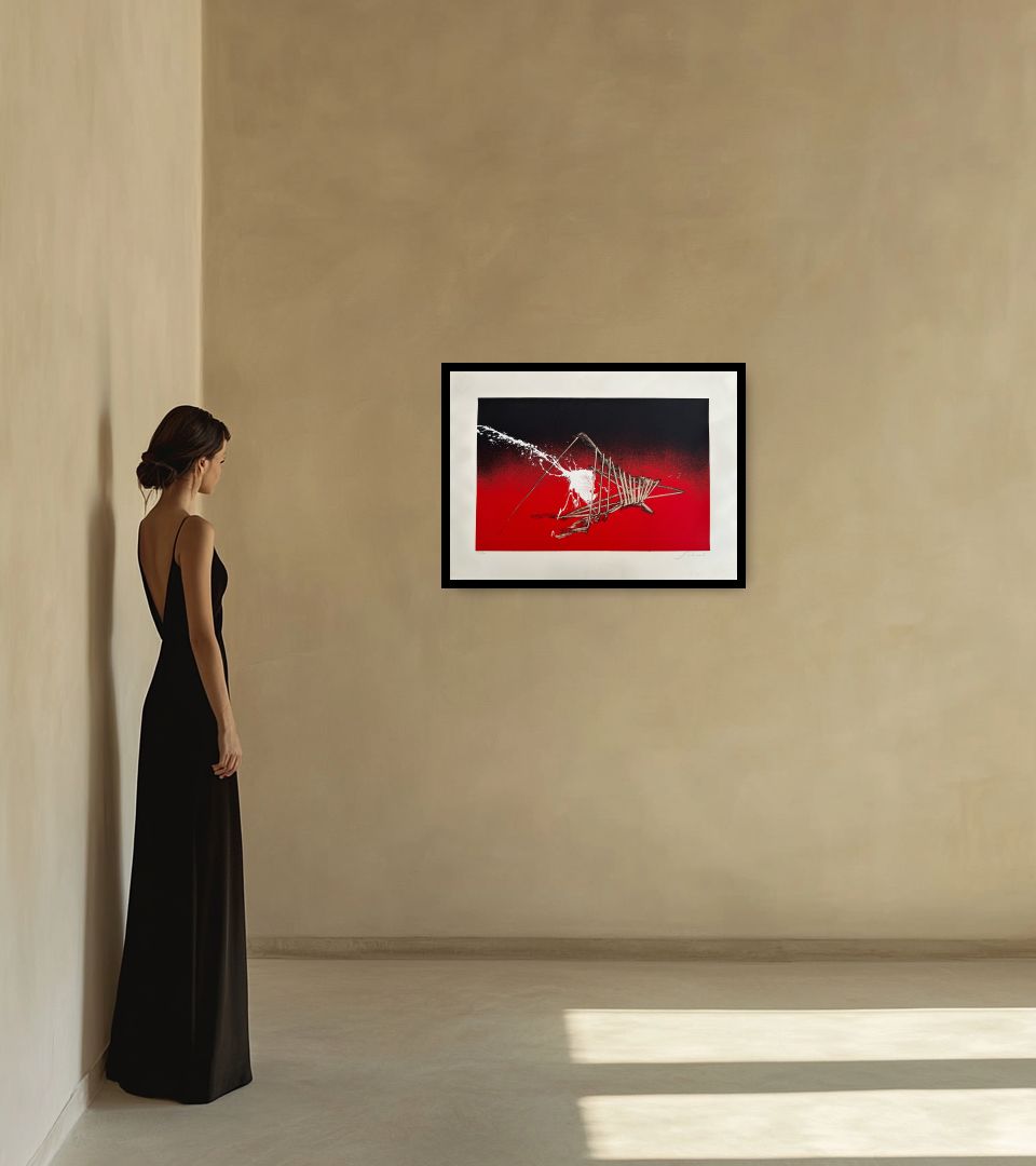 Print Senza Titolo in warm interior next to a lady