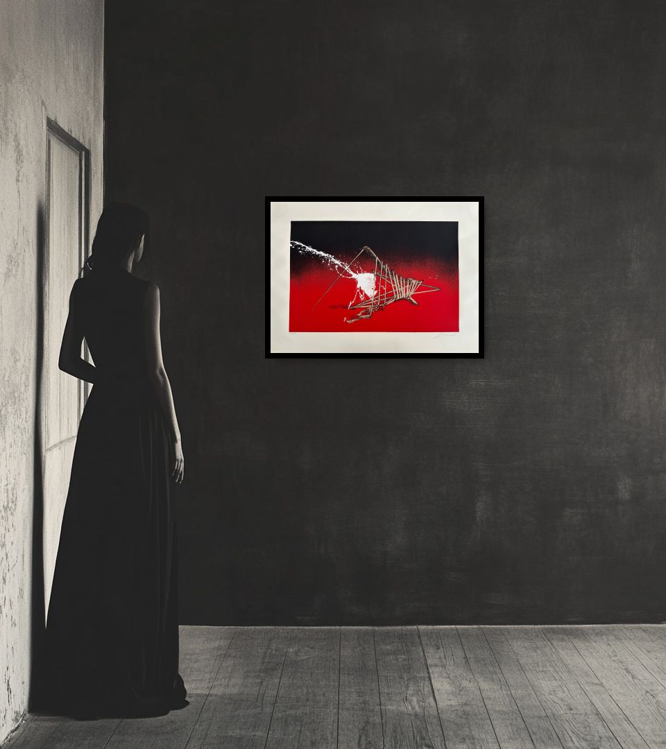 Print Senza Titolo in dark interior next to a lady